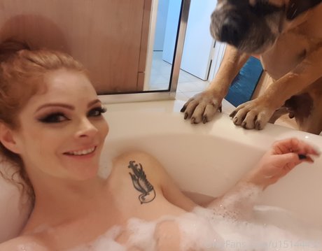 Foto desnuda filtrada de OnlyFans de Candice Elizabeth