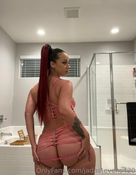 Jada Stevens