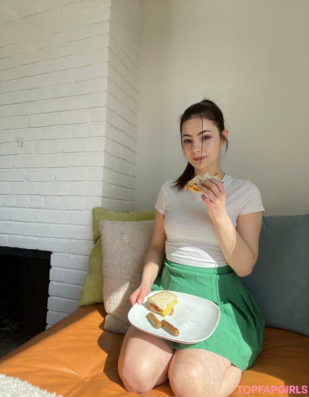 Foto desnuda filtrada de OnlyFans de Loverlaci #2298