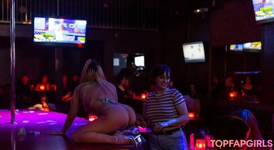 Foto desnuda filtrada de OnlyFans de Gogo Stripper #1450