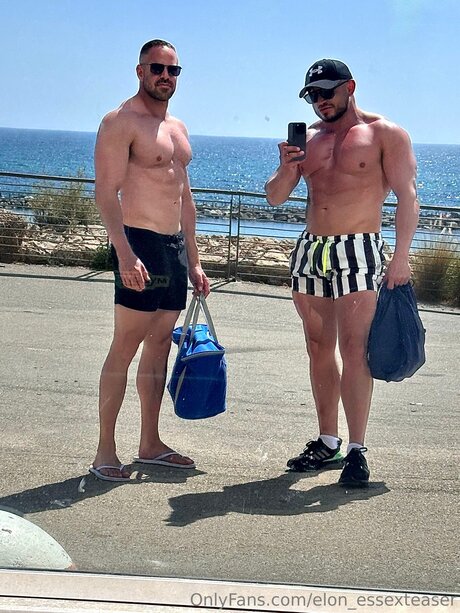 Elon Essexteaser