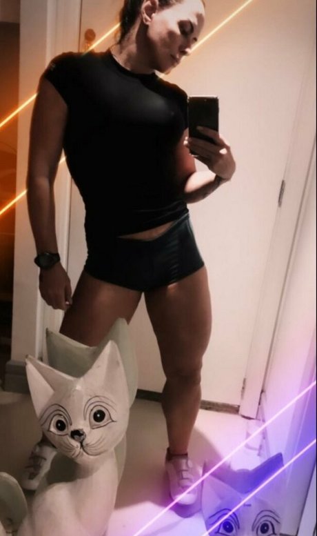 Nubia Oliver