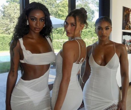 Hailey Baldwin Bieber