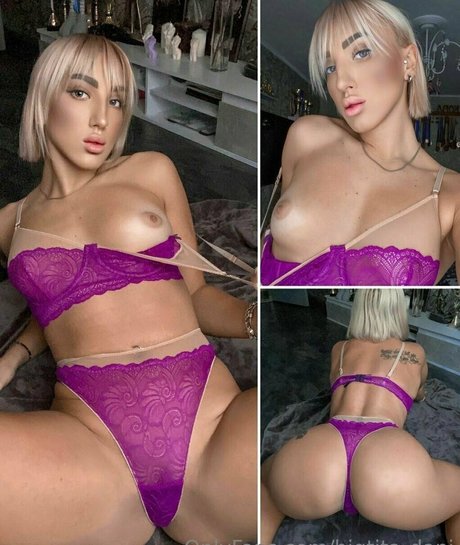 Foto desnuda filtrada de OnlyFans de Bigtitsdani