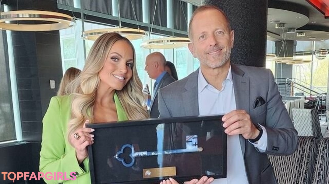 Foto desnuda filtrada de OnlyFans de Trish Stratus #1002