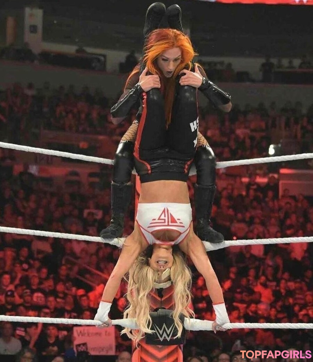 Foto desnuda filtrada de OnlyFans de Trish Stratus #1159