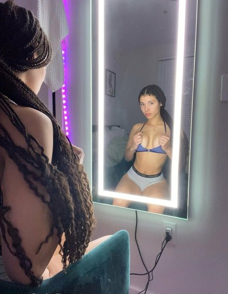 Foto desnuda filtrada de OnlyFans de Strawberryshorttcake