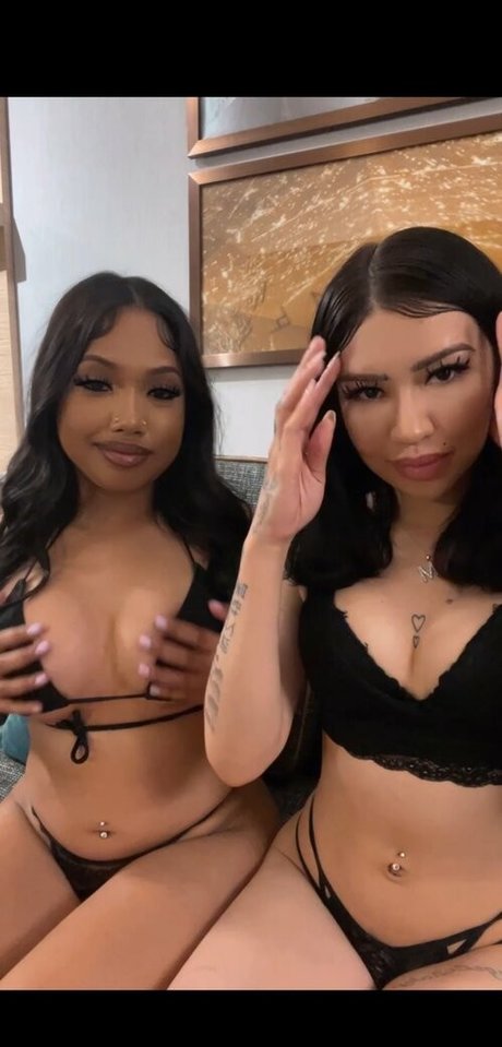 Foto desnuda filtrada de OnlyFans de Mollyjuicy