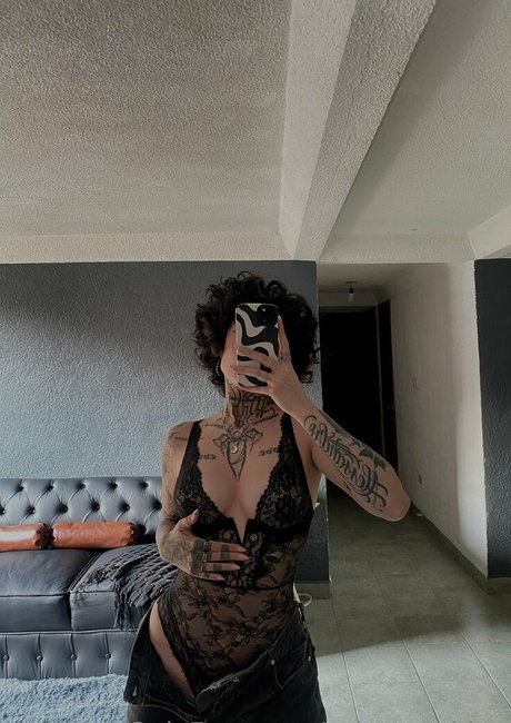 Foto desnuda filtrada de OnlyFans de Alexasabina