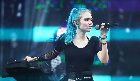 Foto desnuda filtrada de OnlyFans de Grimes