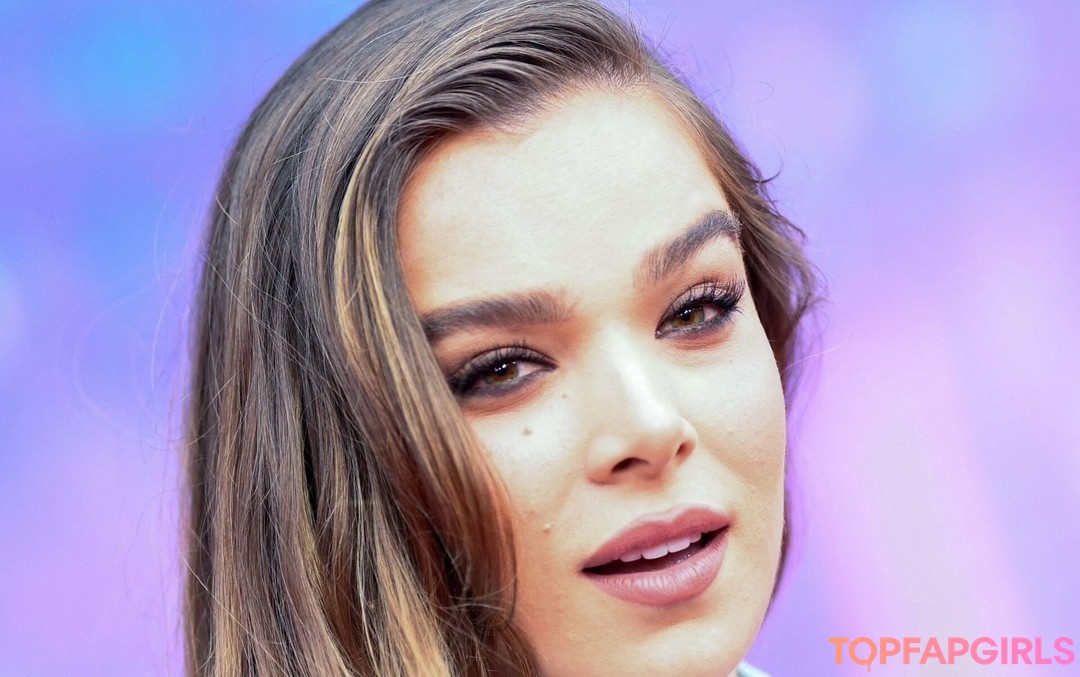 Foto desnuda filtrada de OnlyFans de Hailee Steinfeld #1135