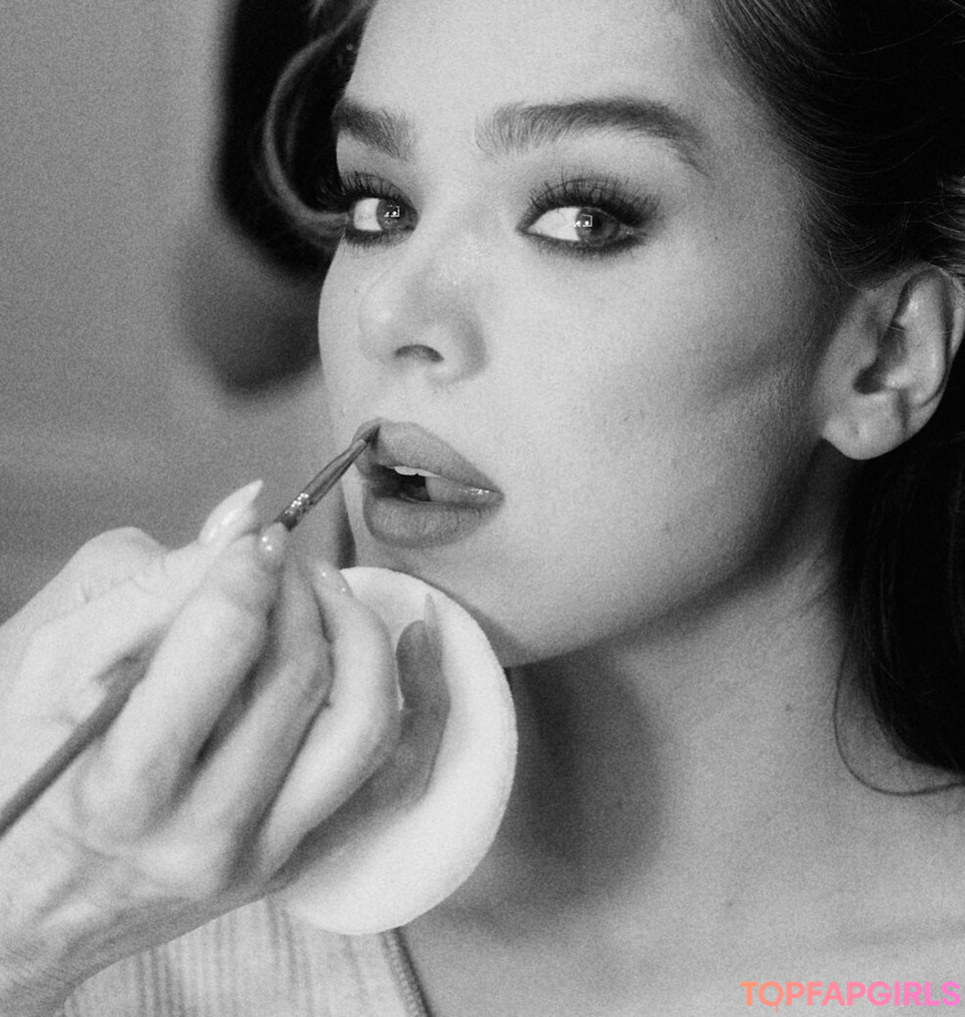 Foto desnuda filtrada de OnlyFans de Hailee Steinfeld #1152