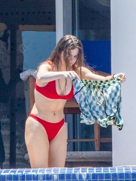 Hailee Steinfeld