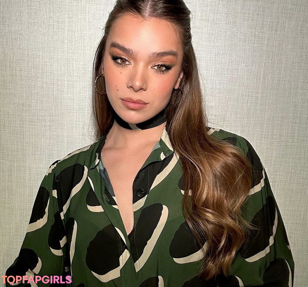 Foto desnuda filtrada de OnlyFans de Hailee Steinfeld #1348
