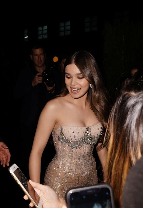 Hailee Steinfeld