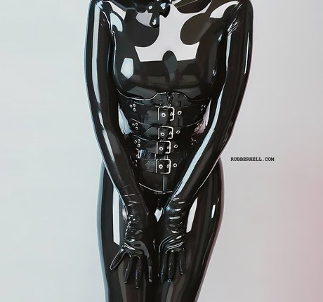 Foto desnuda filtrada de OnlyFans de Rubberhell