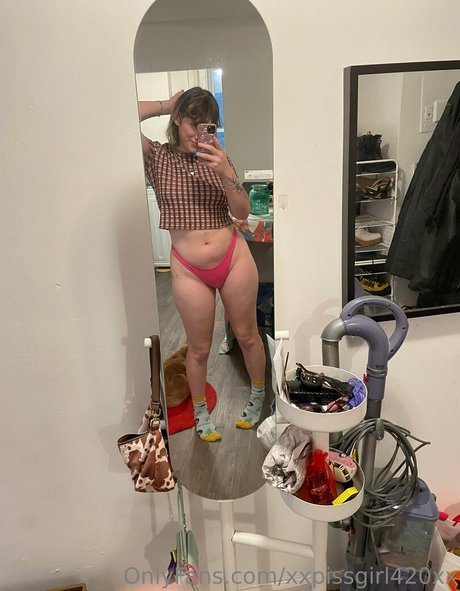 Xxpissgirl420xx