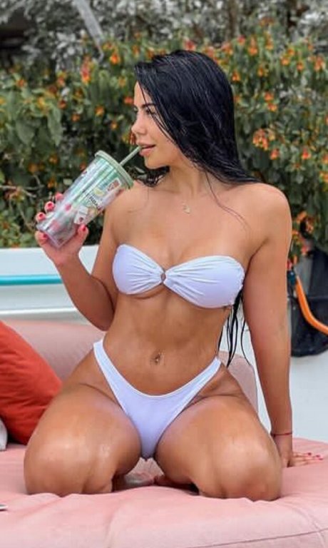 Foto desnuda filtrada de OnlyFans de Herbalife Girls
