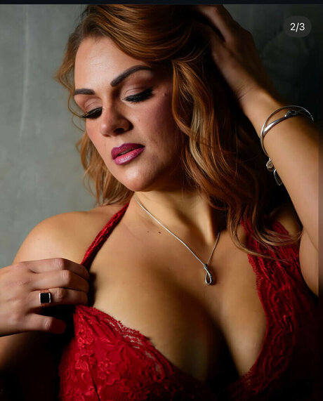 Foto desnuda filtrada de OnlyFans de Sofiejanee