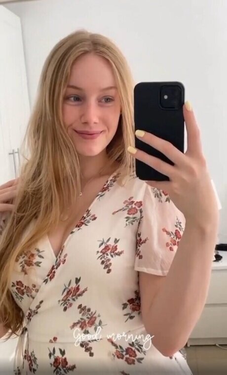 Nadine Von Relaxasmr