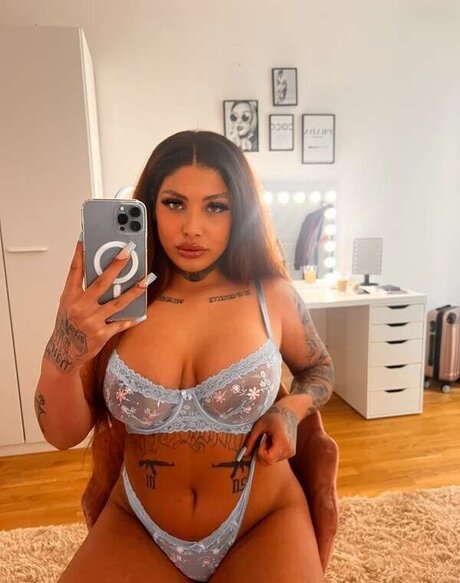Foto desnuda filtrada de OnlyFans de Silaaabaeee