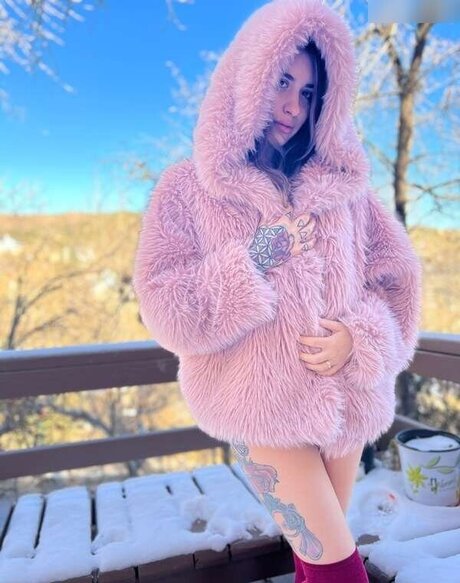 Pearl Sage - Hairy Queen