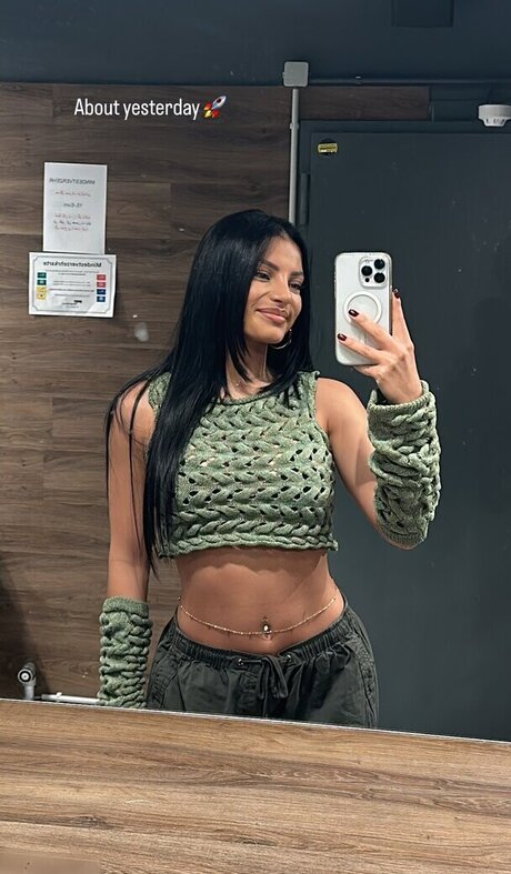Ivana Santacruz