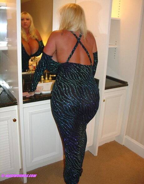 Maxi Mounds