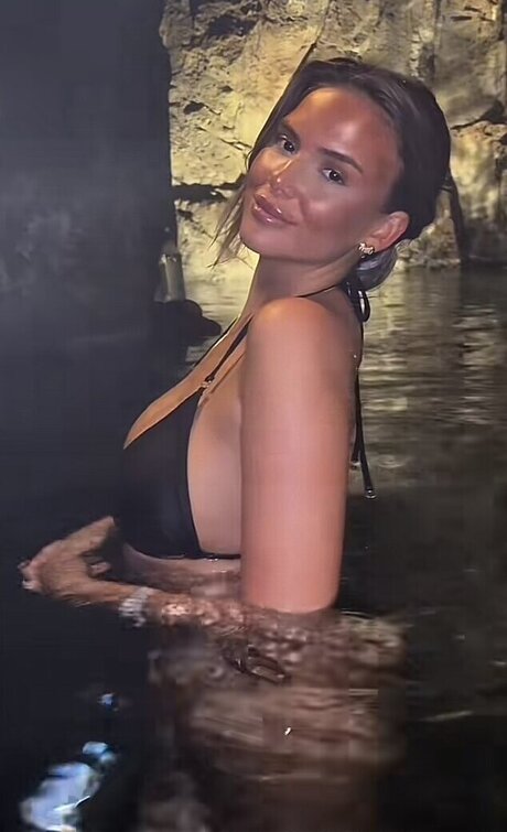 Foto desnuda filtrada de OnlyFans de Jasmin Azizam