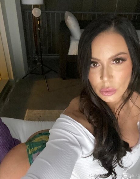 Kendra Lust
