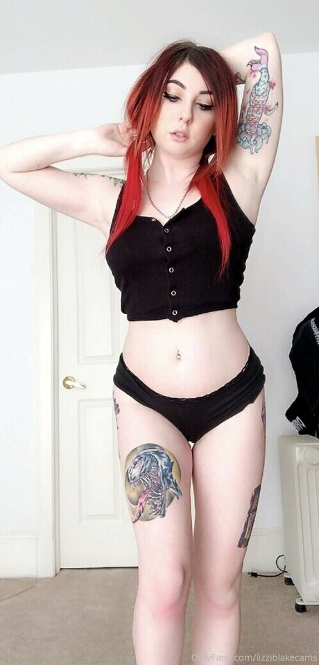 Lizzi Blake