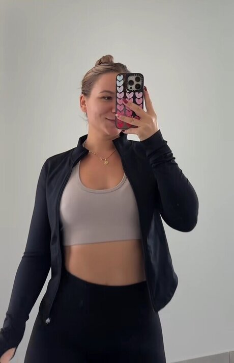 Foto desnuda filtrada de OnlyFans de Alina Wachinger