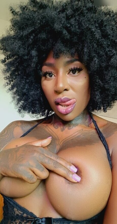 Josy Black