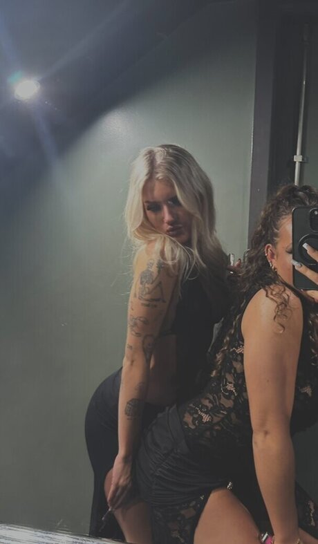 Foto desnuda filtrada de OnlyFans de Olivia Alex