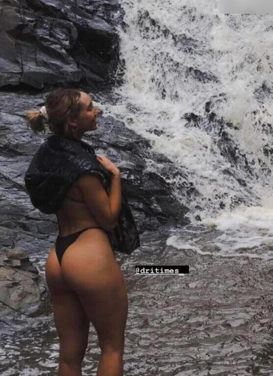 Foto desnuda filtrada de OnlyFans de Prominent #1217