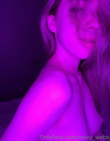 Foto desnuda filtrada de OnlyFans de Roxxywebb