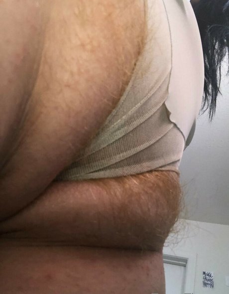 Foto desnuda filtrada de OnlyFans de Tarynthomas