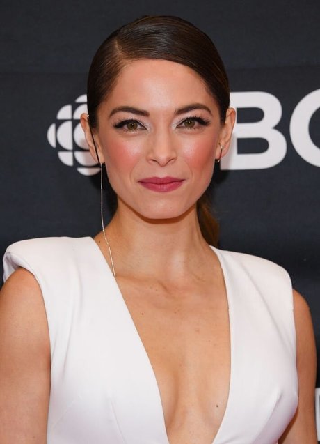 Kristin Kreuk