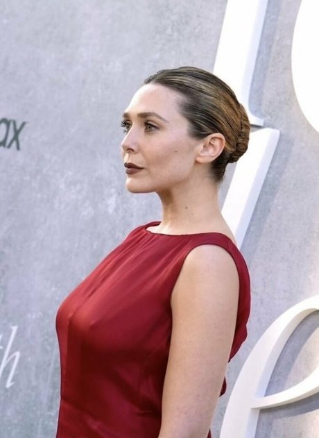 Foto desnuda filtrada de OnlyFans de Elizabeth Olsen