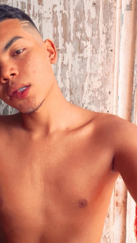 Foto desnuda filtrada de OnlyFans de Deonis Calleja