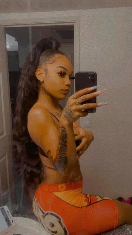 Foto desnuda filtrada de OnlyFans de Mainofficalmaarie 