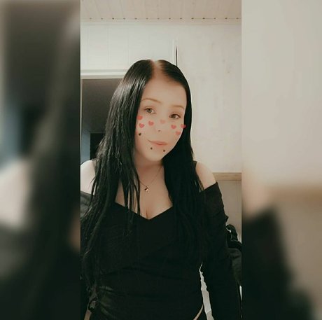 Foto desnuda filtrada de OnlyFans de Nennnii