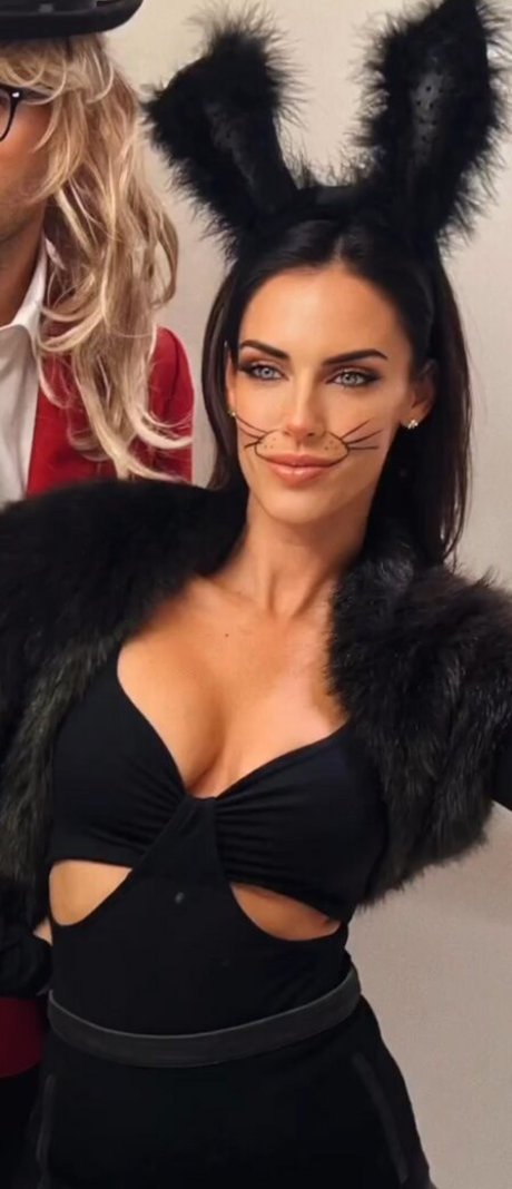 Jessica Lowndes