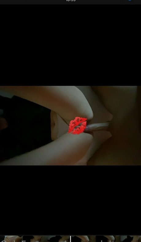 Foto desnuda filtrada de OnlyFans de Sexyrockdrugnroll