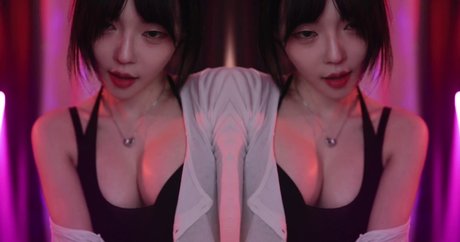 Foto desnuda filtrada de OnlyFans de Yoonfroggy
