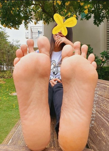 Tallfeetdoll15