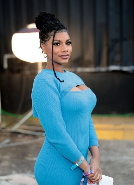 Taylor Rooks