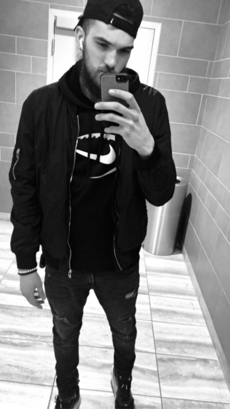 Foto desnuda filtrada de OnlyFans de Stephen