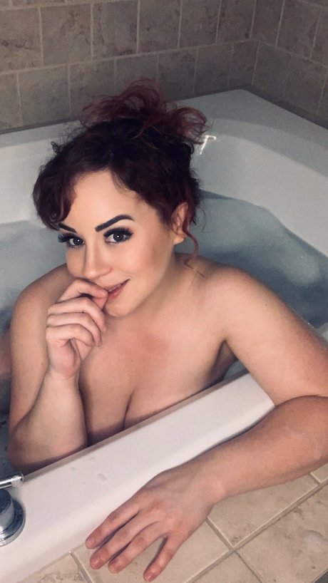 Foto desnuda filtrada de OnlyFans de Red 