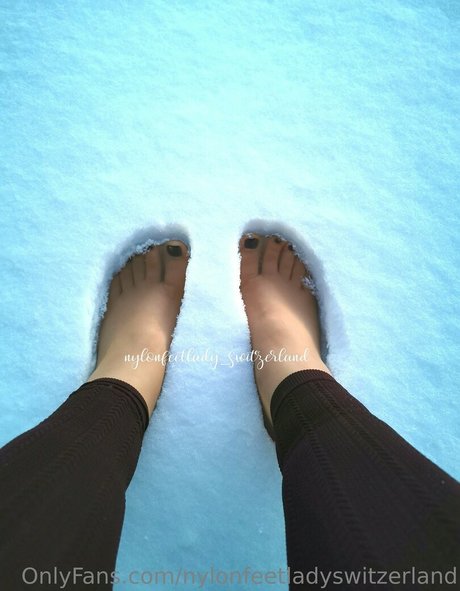 Nylonfeetladyswitzerland